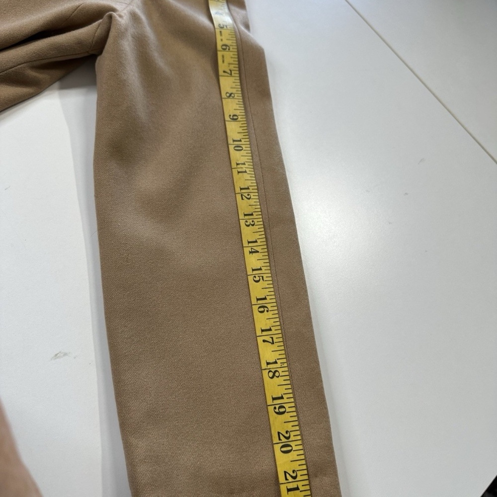 Pendleton Virgin Wool Coat: Classic Camel Outerwear for Timeless Style - Picture 10 of 16
